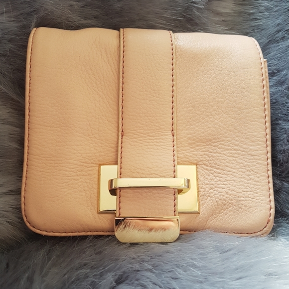 Sweet blush pink Liz Claiborne clutch purse - Picture 10 of 15